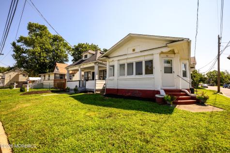 22 Brevent Avenue Leonardo NJ 07737