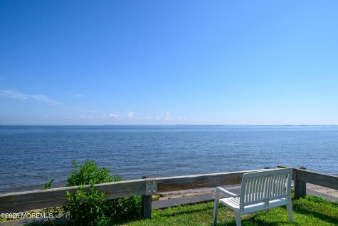 22 Brevent Avenue Leonardo NJ 07737