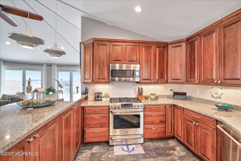 424 E Longport Avenue Ocean Gate NJ 08740