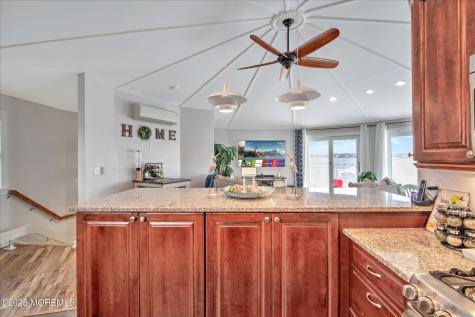 424 E Longport Avenue Ocean Gate NJ 08740