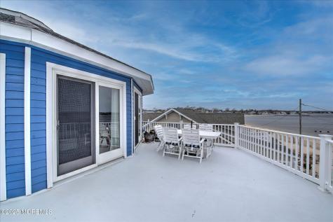 424 E Longport Avenue Ocean Gate NJ 08740