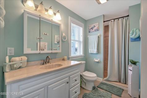 424 E Longport Avenue Ocean Gate NJ 08740