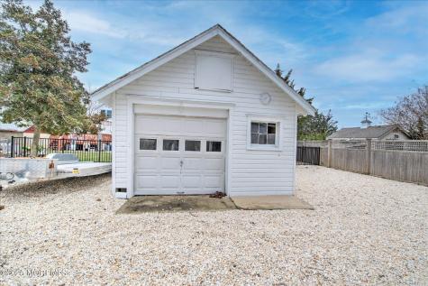 424 E Longport Avenue Ocean Gate NJ 08740