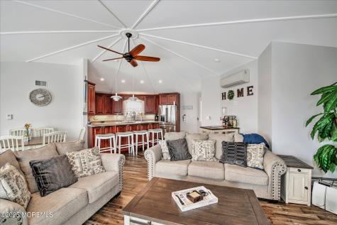 424 E Longport Avenue Ocean Gate NJ 08740