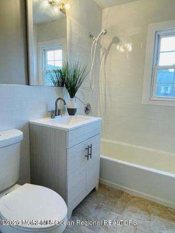 68 Stonehurst Boulevard Freehold NJ 07728