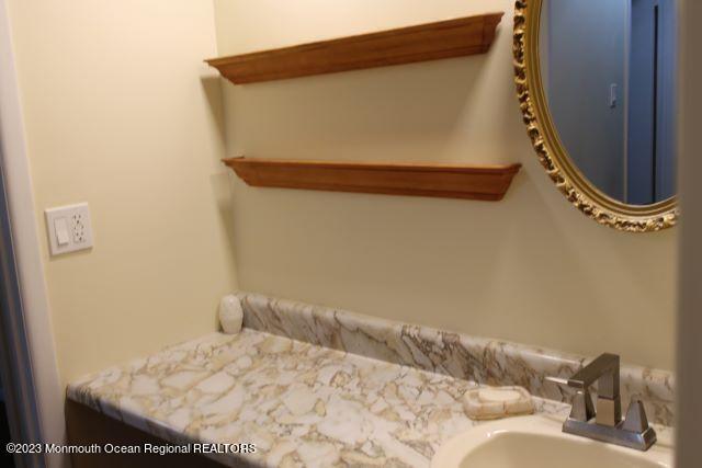 134 Amberly Drive Manalapan NJ 07726