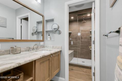 10 Tilton Road Middletown NJ 07748