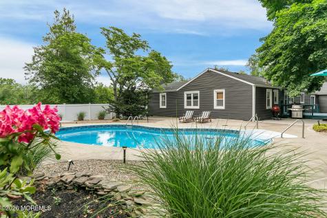 10 Tilton Road Middletown NJ 07748