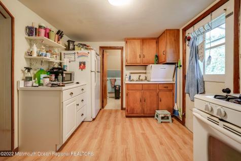 23 Briarcliff Place Middletown NJ 07748