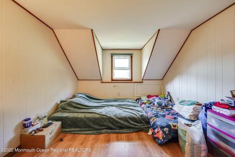 23 Briarcliff Place Middletown NJ 07748