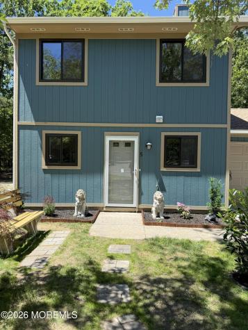 5 Canary Circle Howell NJ 07731