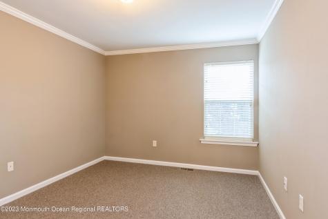 34 Chimney Court Laurence Harbor NJ 08879