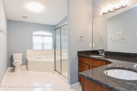 34 Chimney Court Laurence Harbor NJ 08879