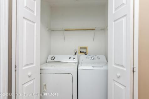 34 Chimney Court Laurence Harbor NJ 08879