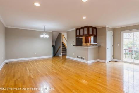 34 Chimney Court Laurence Harbor NJ 08879