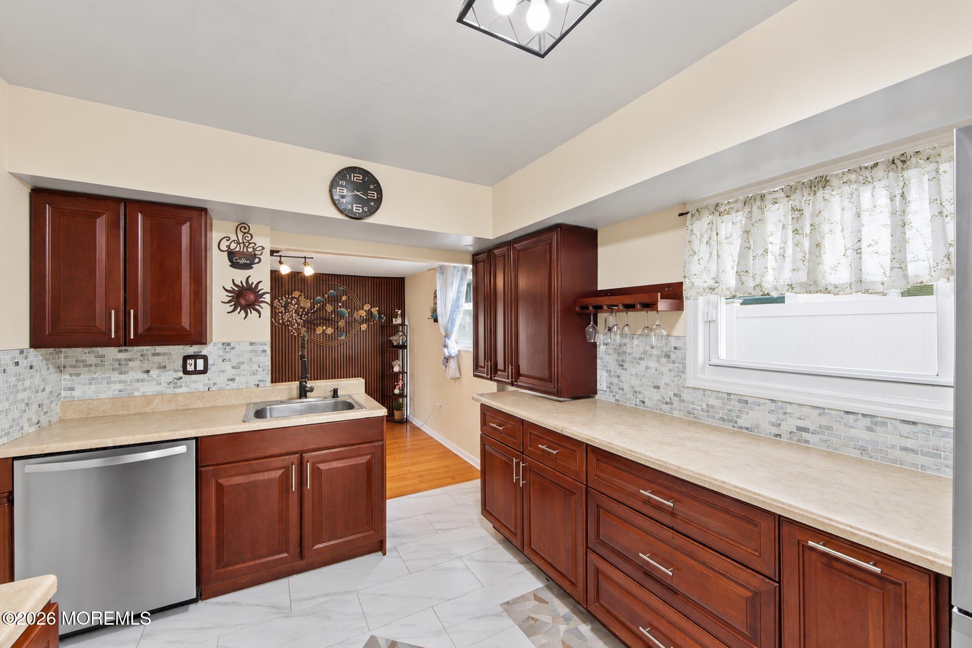 535 Holly Village Lane Toms River NJ 08753