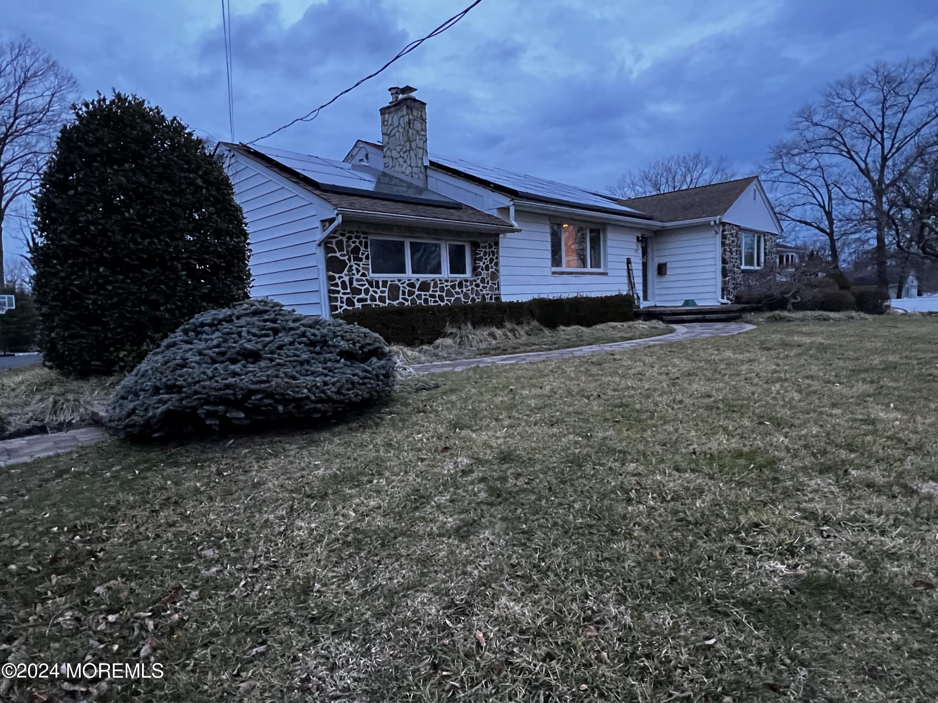 499 W Park Avenue Oakhurst NJ 07755