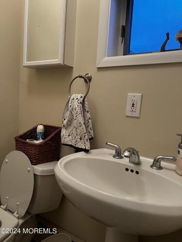 499 W Park Avenue Oakhurst NJ 07755