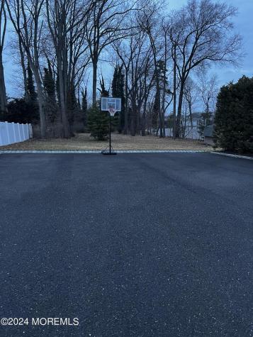 499 W Park Avenue Oakhurst NJ 07755
