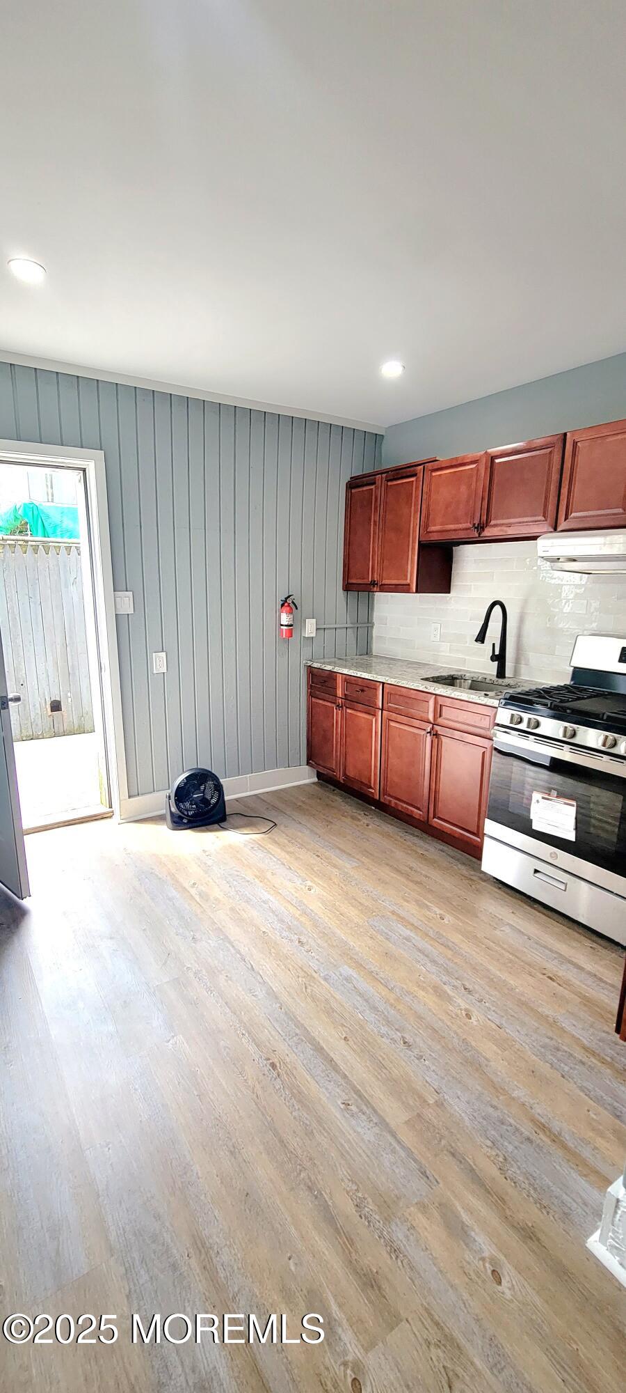 2402 Auburn Terrace Atlantic City NJ 08401