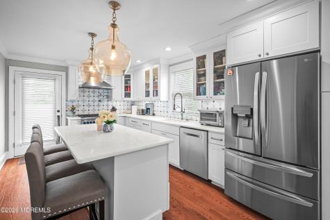 57 Villa Place Eatontown NJ 07724