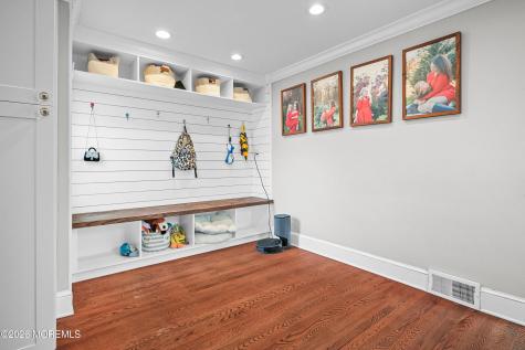 57 Villa Place Eatontown NJ 07724