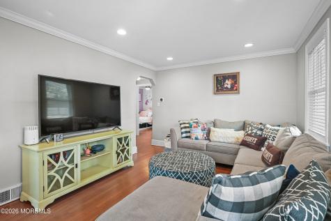 57 Villa Place Eatontown NJ 07724