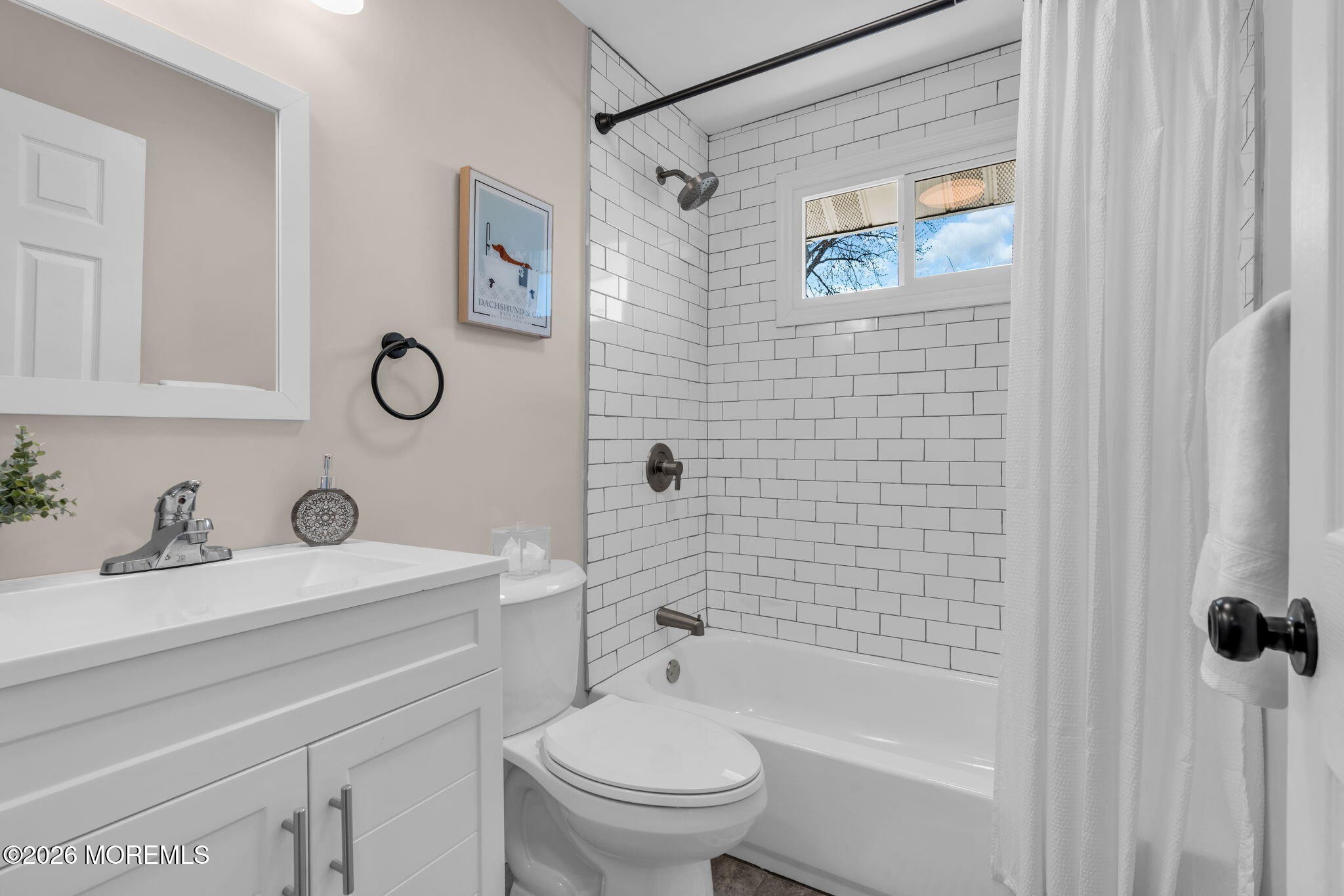 282 Carr Avenue Keansburg NJ 07734