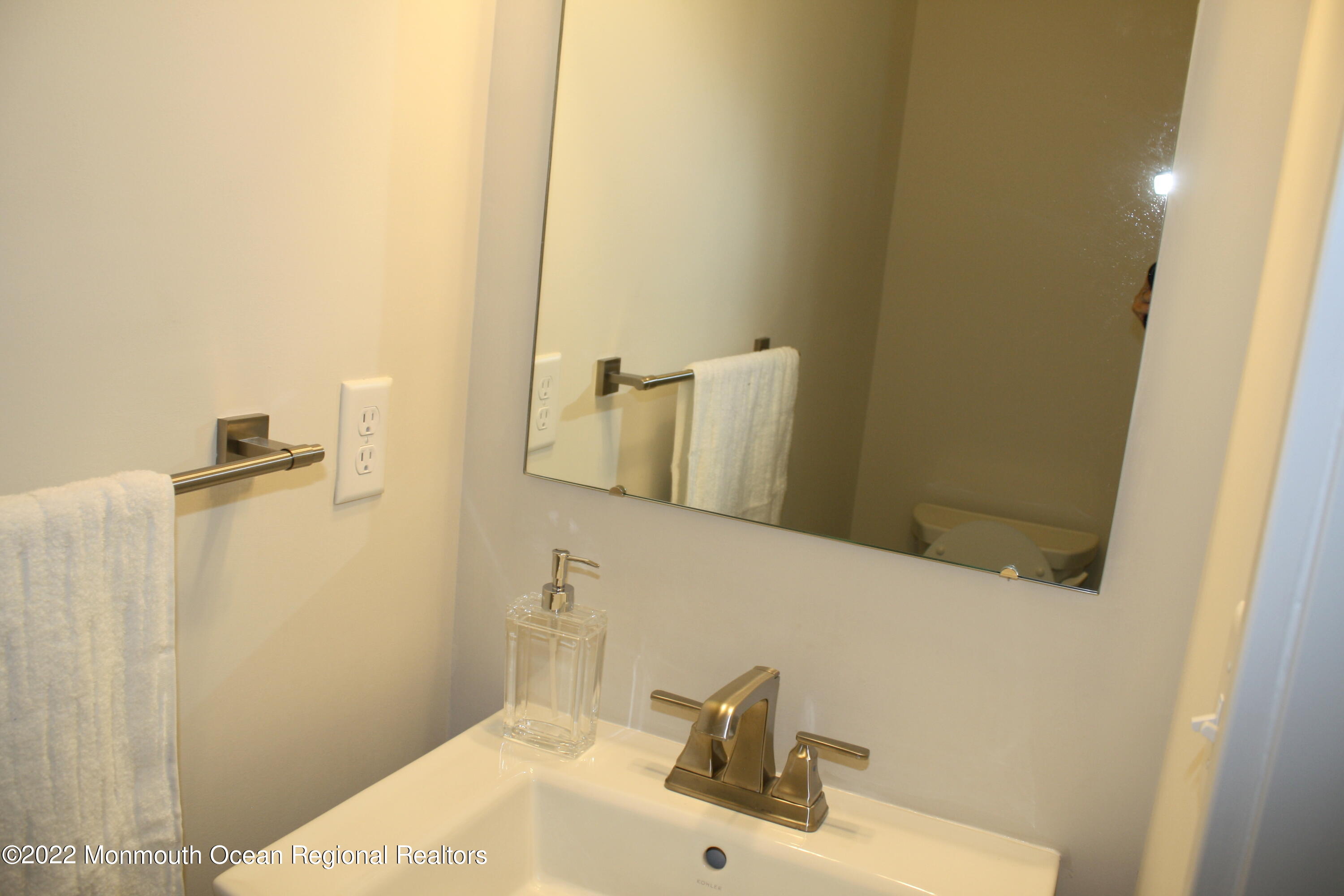98 Anchor Way Cliffwood NJ 07721