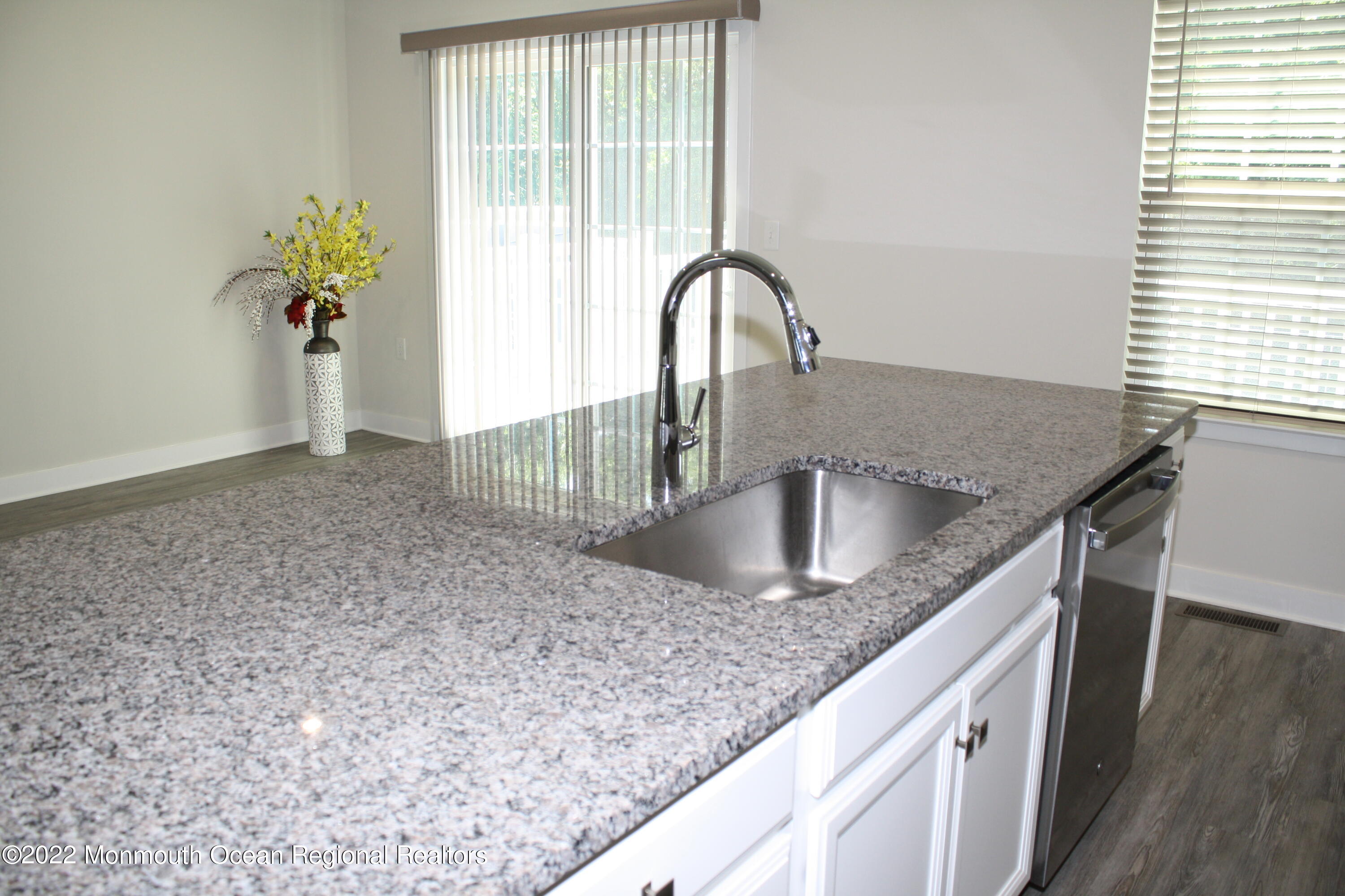 98 Anchor Way Cliffwood NJ 07721