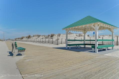 919 N Ocean Avenue Seaside Park NJ 08752
