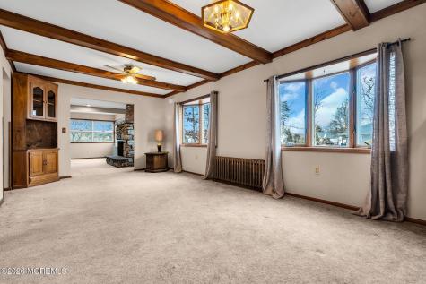 501 Cable Avenue Beachwood NJ 08722