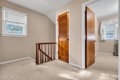 501 Cable Avenue Beachwood NJ 08722