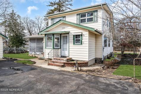 501 Cable Avenue Beachwood NJ 08722