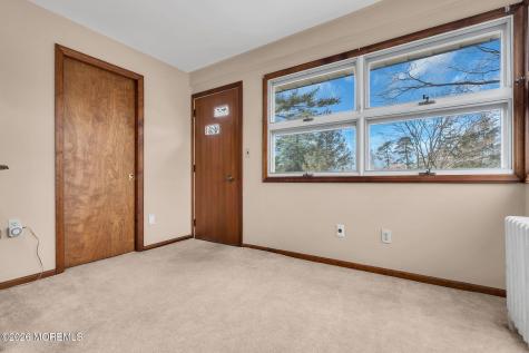 501 Cable Avenue Beachwood NJ 08722