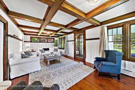 27 Shrewsbury Drive Monmouth Beach NJ 07750