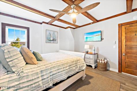27 Shrewsbury Drive Monmouth Beach NJ 07750
