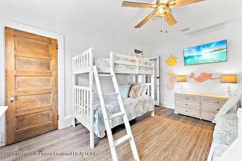 27 Shrewsbury Drive Monmouth Beach NJ 07750