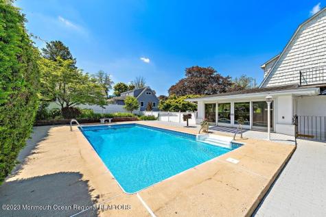 27 Shrewsbury Drive Monmouth Beach NJ 07750