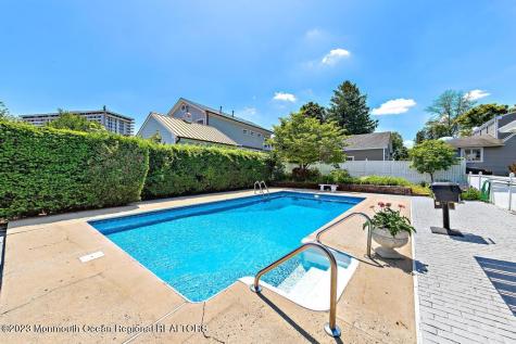 27 Shrewsbury Drive Monmouth Beach NJ 07750