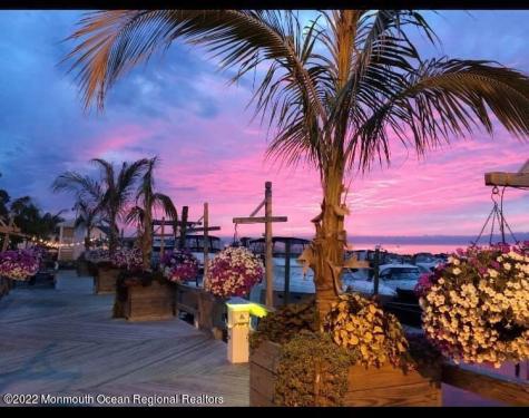 27 Shrewsbury Drive Monmouth Beach NJ 07750