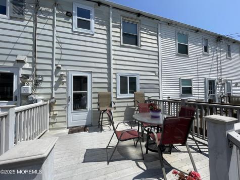 20 Vine Court Long Branch NJ 07740