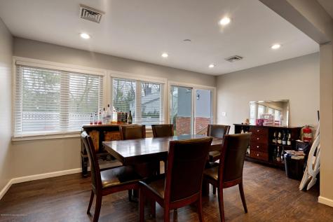 181 Larchwood Avenue Oakhurst NJ 07755