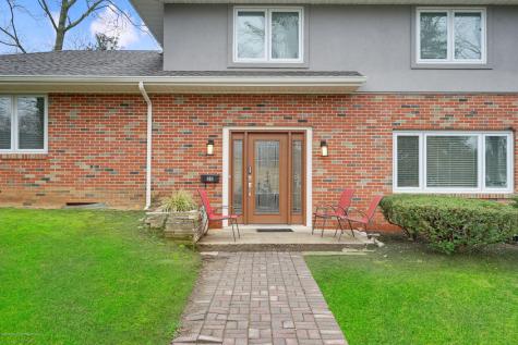 181 Larchwood Avenue Oakhurst NJ 07755