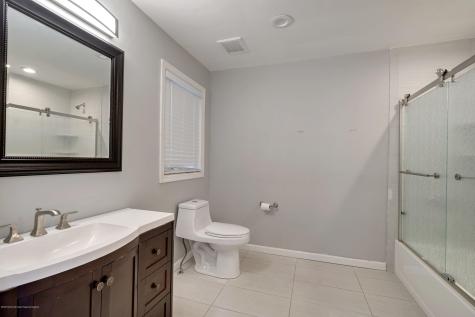 181 Larchwood Avenue Oakhurst NJ 07755