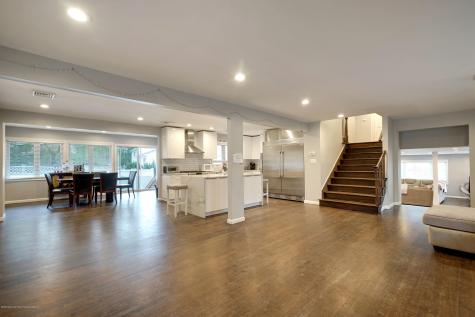 181 Larchwood Avenue Oakhurst NJ 07755