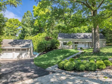 17 Hilltop Terrace N Red Bank NJ 07701
