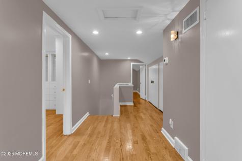 17 Hilltop Terrace N Red Bank NJ 07701