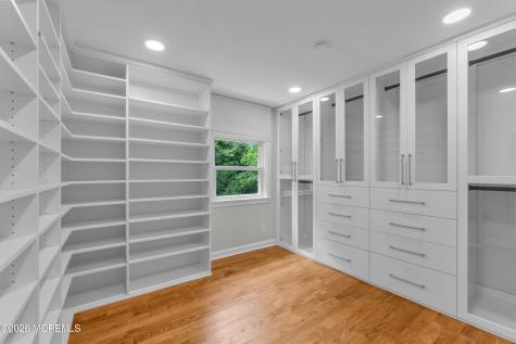 17 Hilltop Terrace N Red Bank NJ 07701