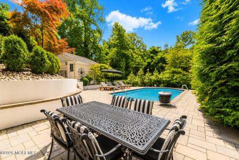 17 Hilltop Terrace N Red Bank NJ 07701
